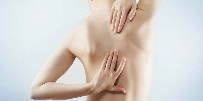 Pain between the shoulder blades in thoracic osteochondrosis