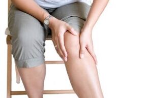 Knee pain photo 2